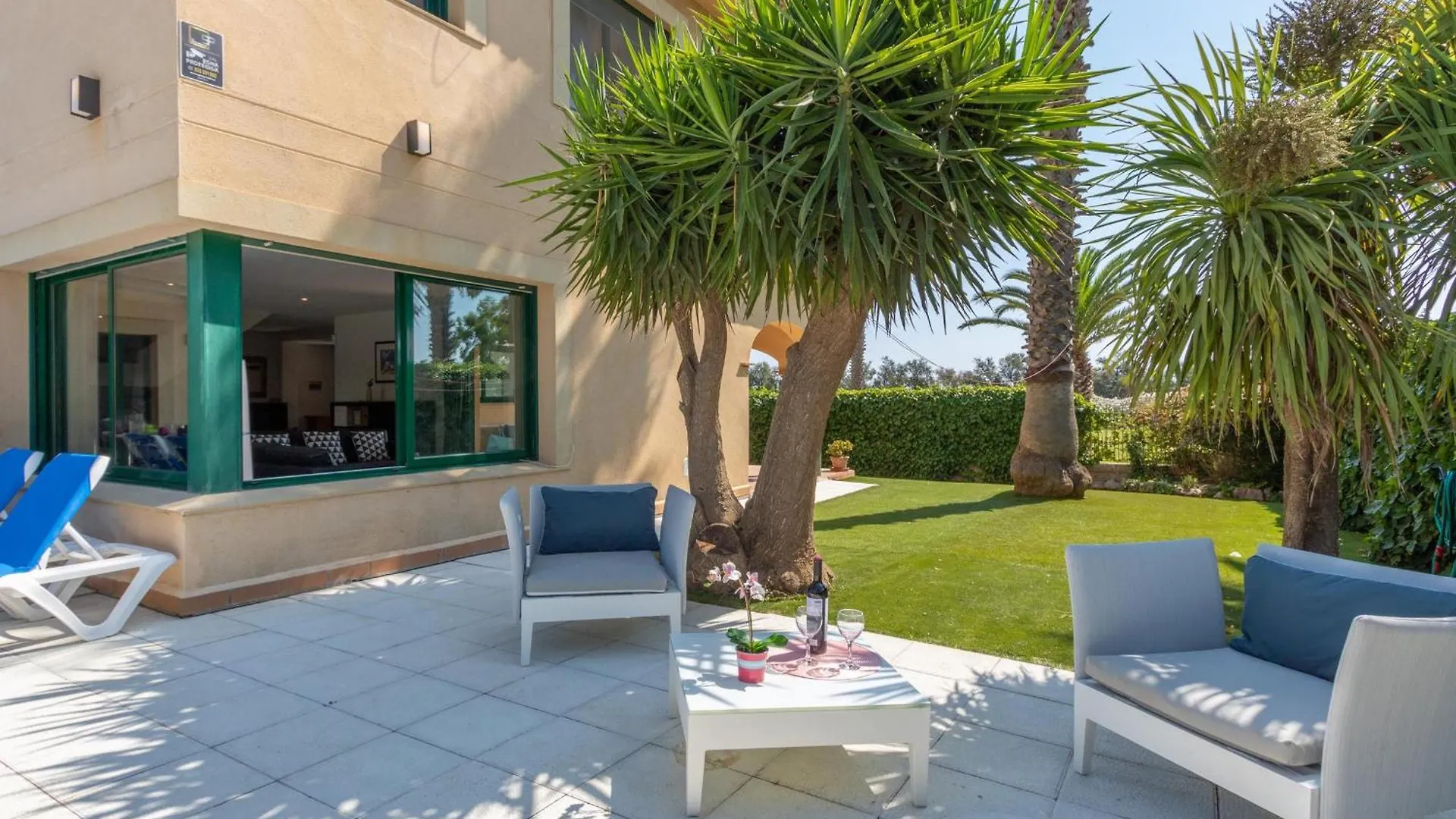 Casa De Lujo En Primera Linea: Piscina, A/A, Wi-Fi, Barbacoa, Jardin, 50M De La Playa. - Es-89-113 Sant Pere Pescador Holiday home