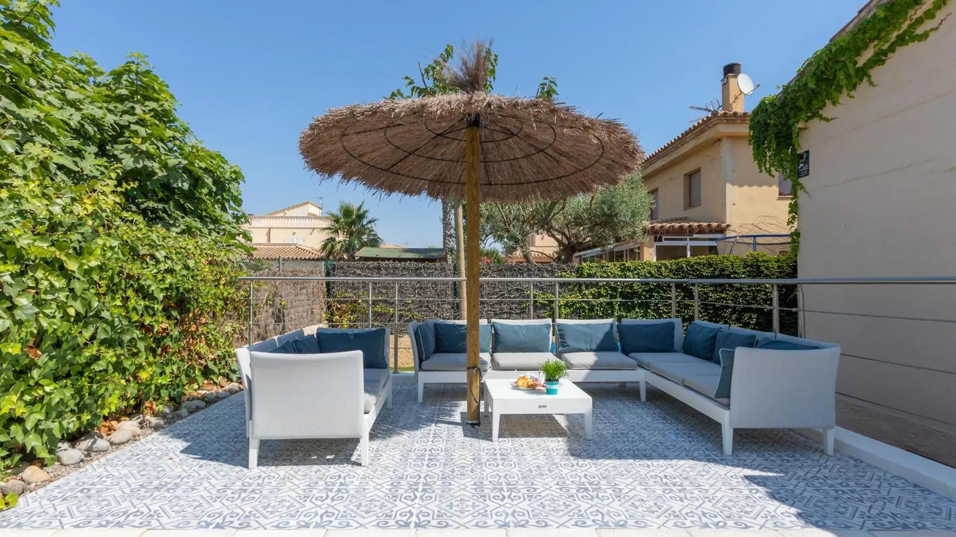 Casa De Lujo En Primera Linea: Piscina, A/A, Wi-Fi, Barbacoa, Jardin, 50M De La Playa. - Es-89-113 Sant Pere Pescador